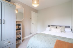 Tamworth Road, Dosthill