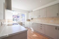 Tamworth Road, Amington