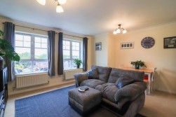 Alexandra Mews, Tamworth