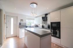 Goldsborough, Wilnecote
