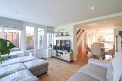 Goldsborough, Wilnecote