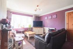 Danelagh Close, Coton Green