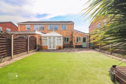 Danelagh Close, Coton Green