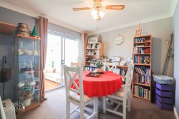 Danelagh Close, Coton Green