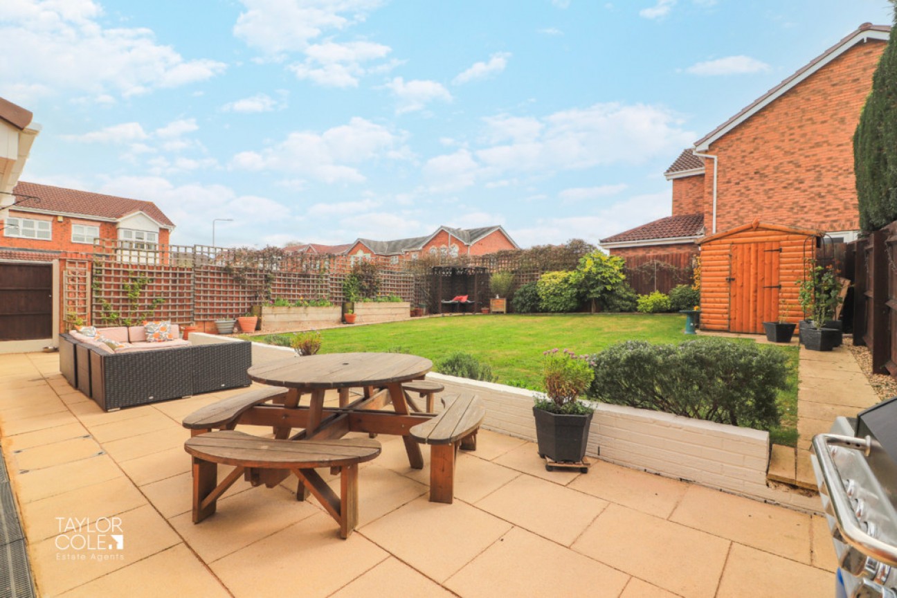 Emberton Way, Amington