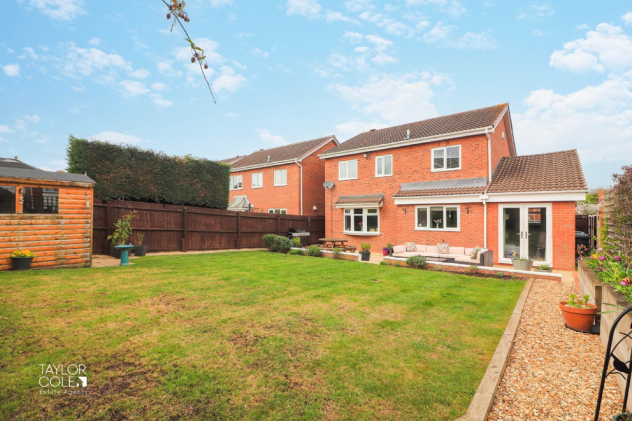 Emberton Way, Amington