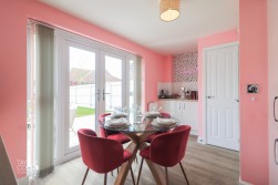 Regency Close, Dunstall Park
