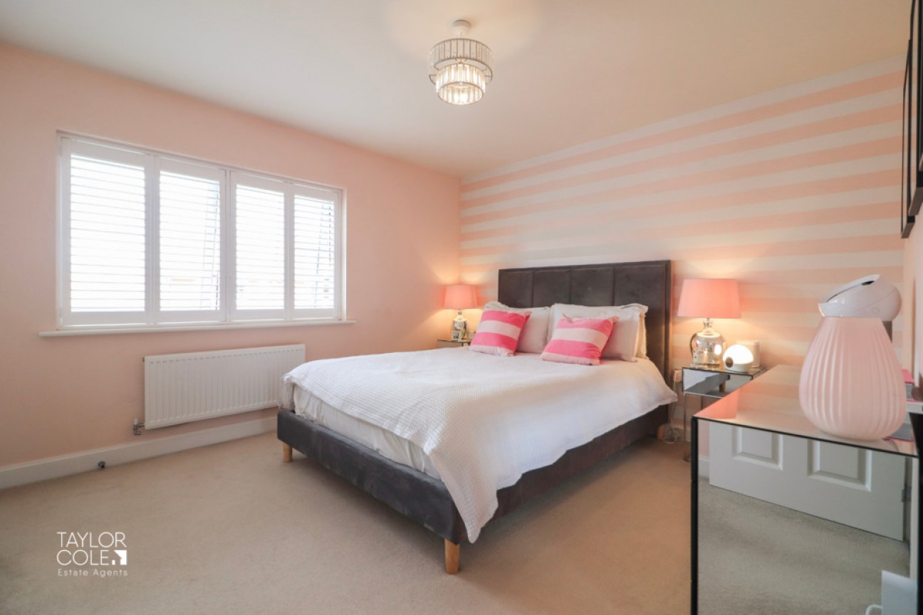 Regency Close, Dunstall Park