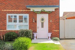 Regency Close, Dunstall Park