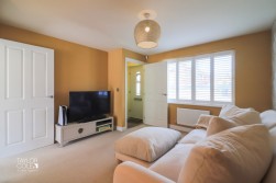 Regency Close, Dunstall Park