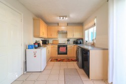 Peel Drive, Wilnecote