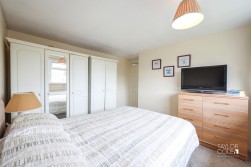 Perrycrofts, Tamworth