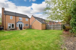 Croft Close, Two Gates, Tamworth