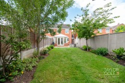 Summerfield Road, Tamworth