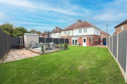 Steere Avenue, Tamworth