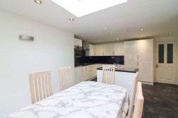 Steere Avenue, Tamworth