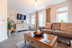 Barlow Avenue, Tamworth