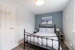Barlow Avenue, Tamworth
