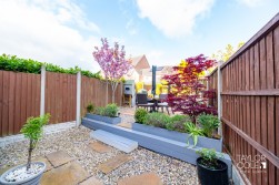 Barlow Avenue, Tamworth