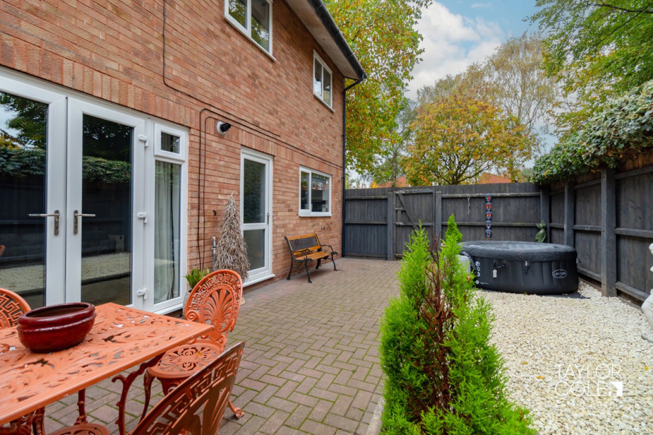 Camhouses, Wilnecote