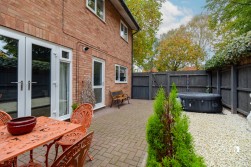 Camhouses, Wilnecote