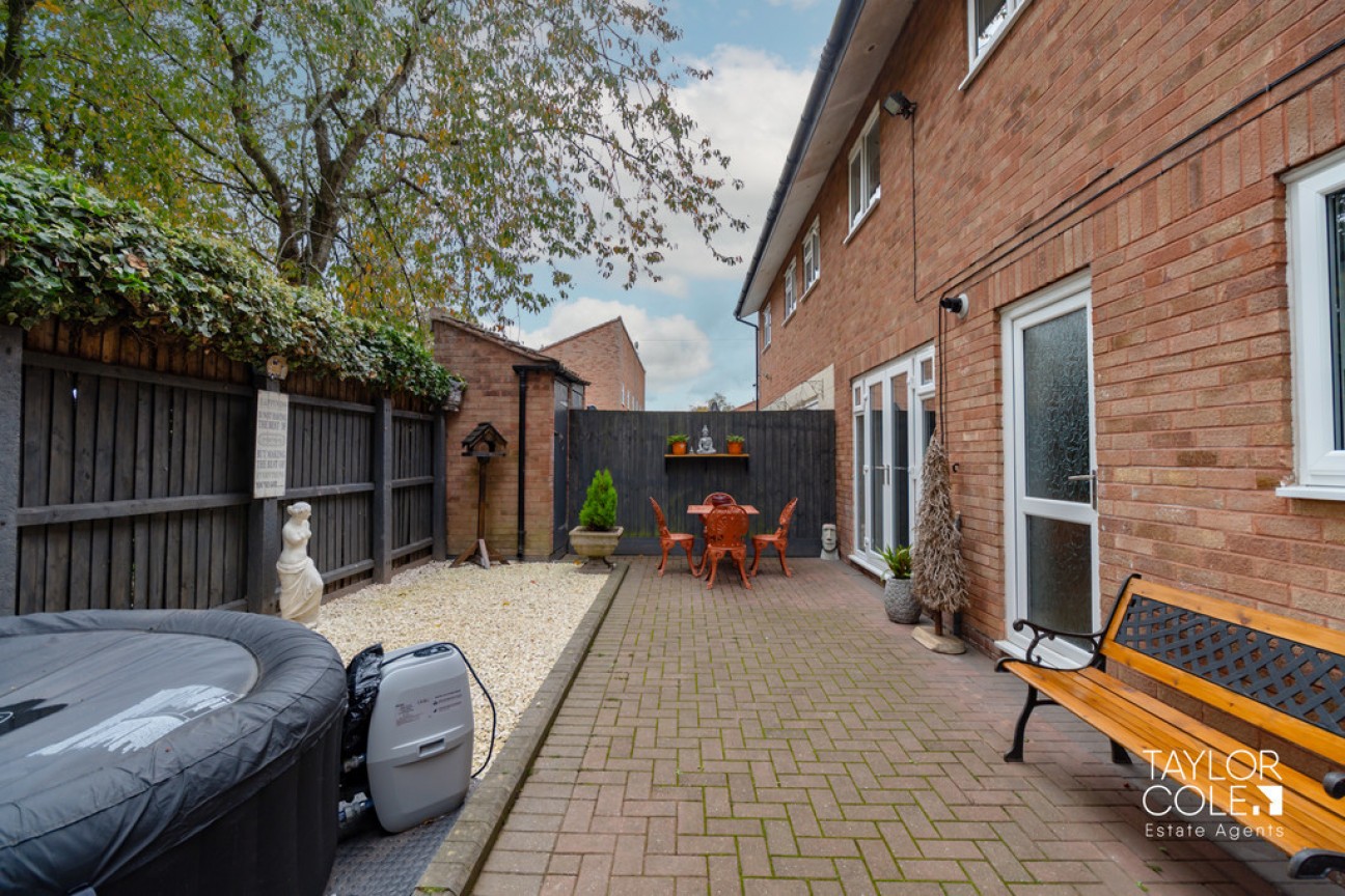 Camhouses, Wilnecote