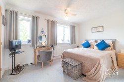 Dosthill, Tamworth, Staffordshire