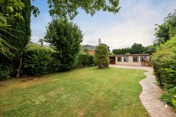 Mile Oak, Tamworth