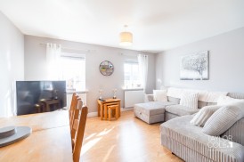 Lowes Drive, Tamworth