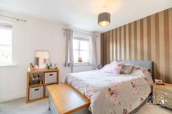 Lowes Drive, Tamworth