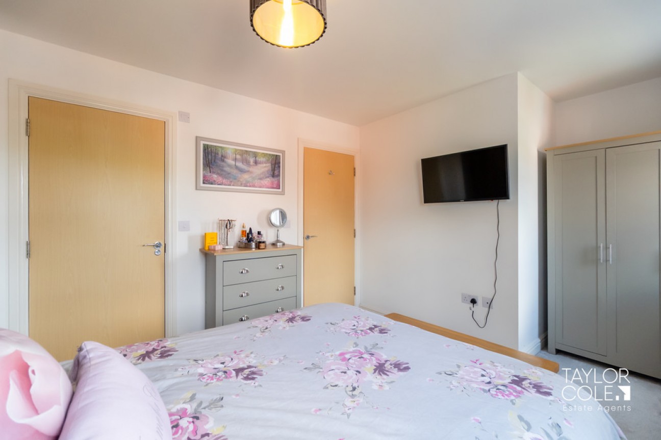 Lowes Drive, Tamworth