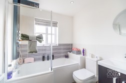 Lowes Drive, Tamworth