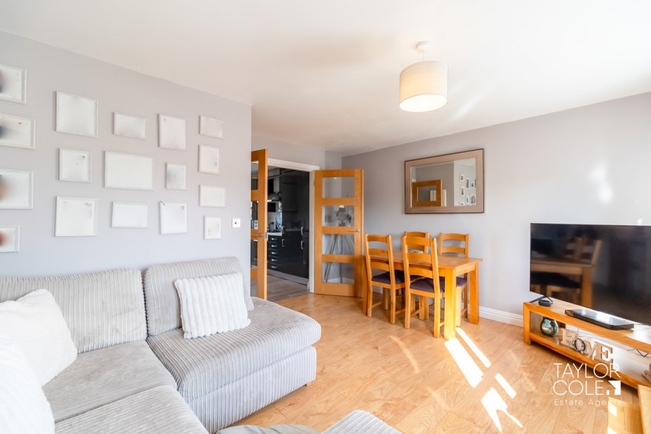 Lowes Drive, Tamworth