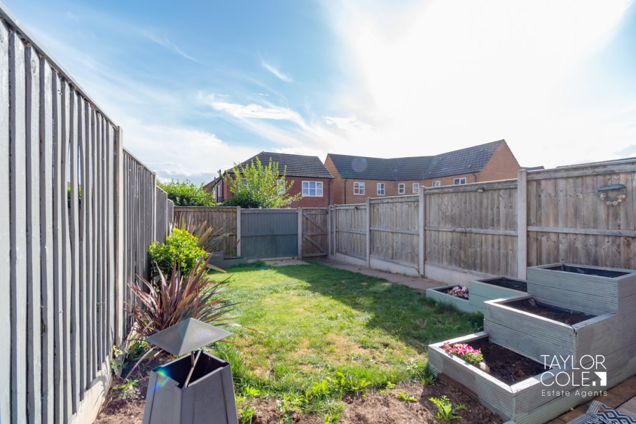 Lowes Drive, Tamworth