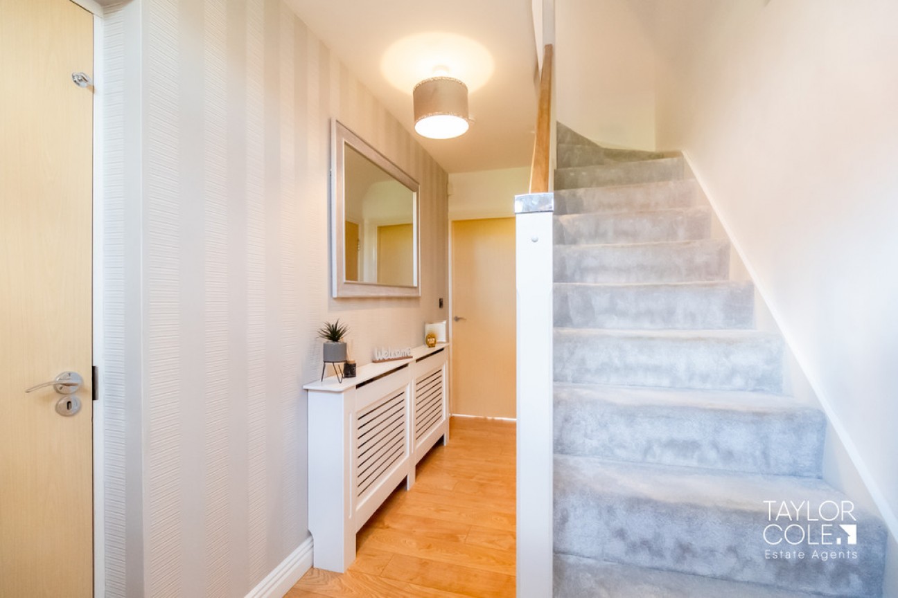 Lowes Drive, Tamworth