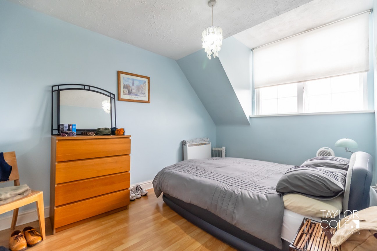 Kensington Drive, Tamworth