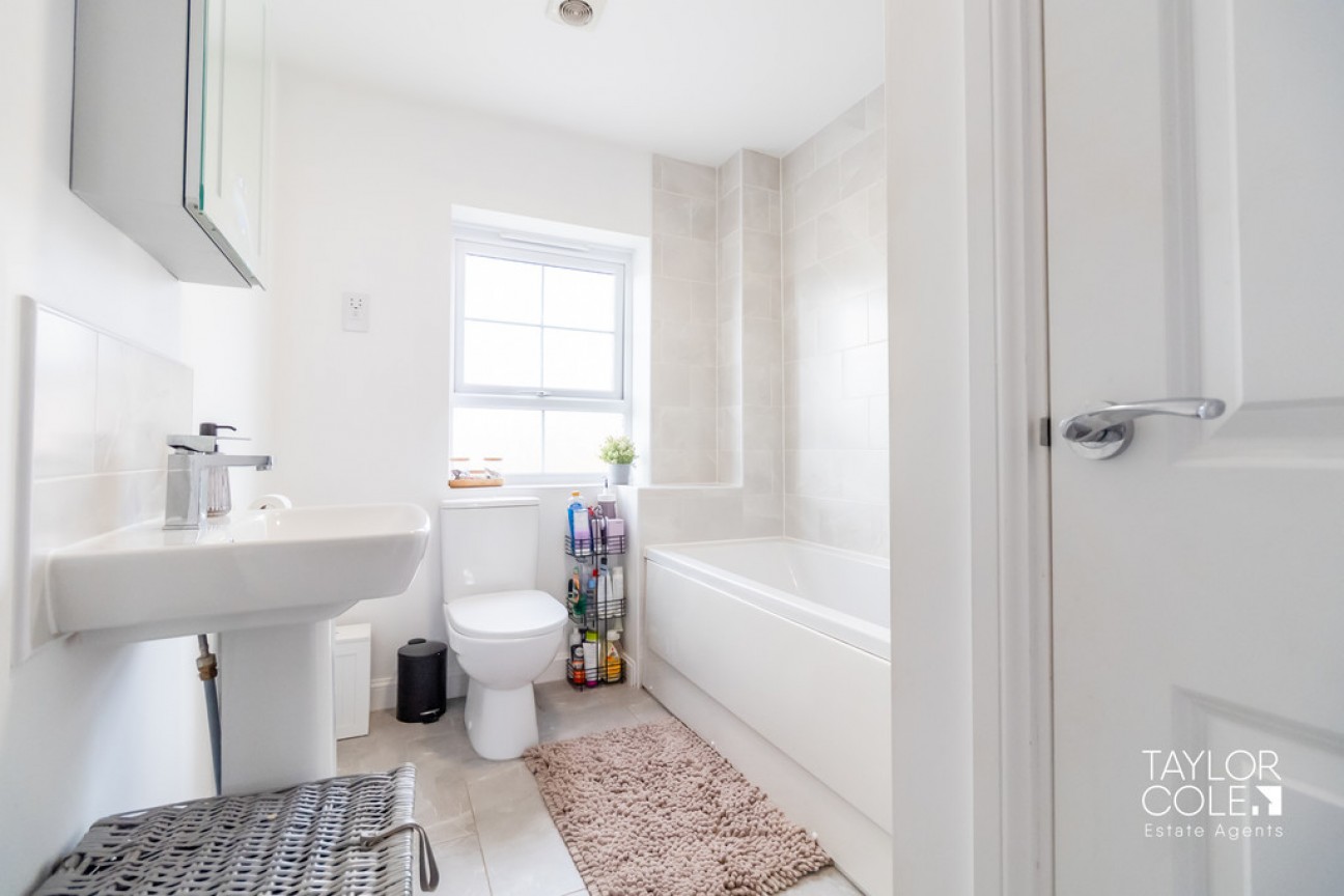 Rosings Drive, Tamworth