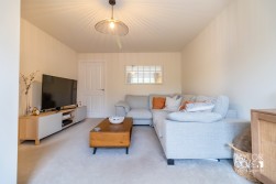 Austen Drive, Tamworth