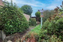 Wigford Road, Dosthill