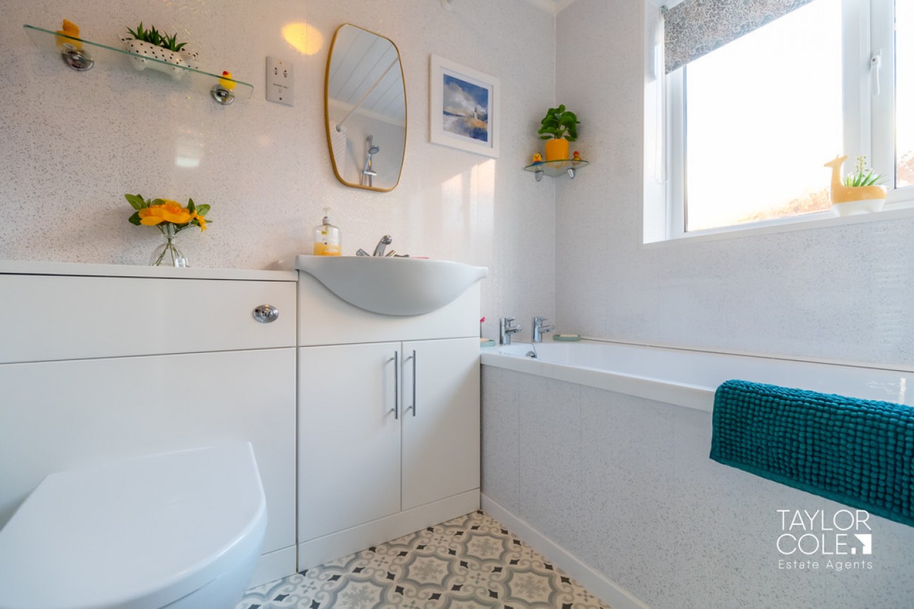 Drayton Bassett, Tamworth