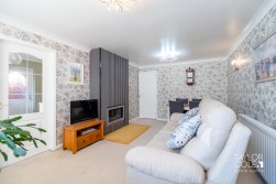 Drayton Bassett, Tamworth