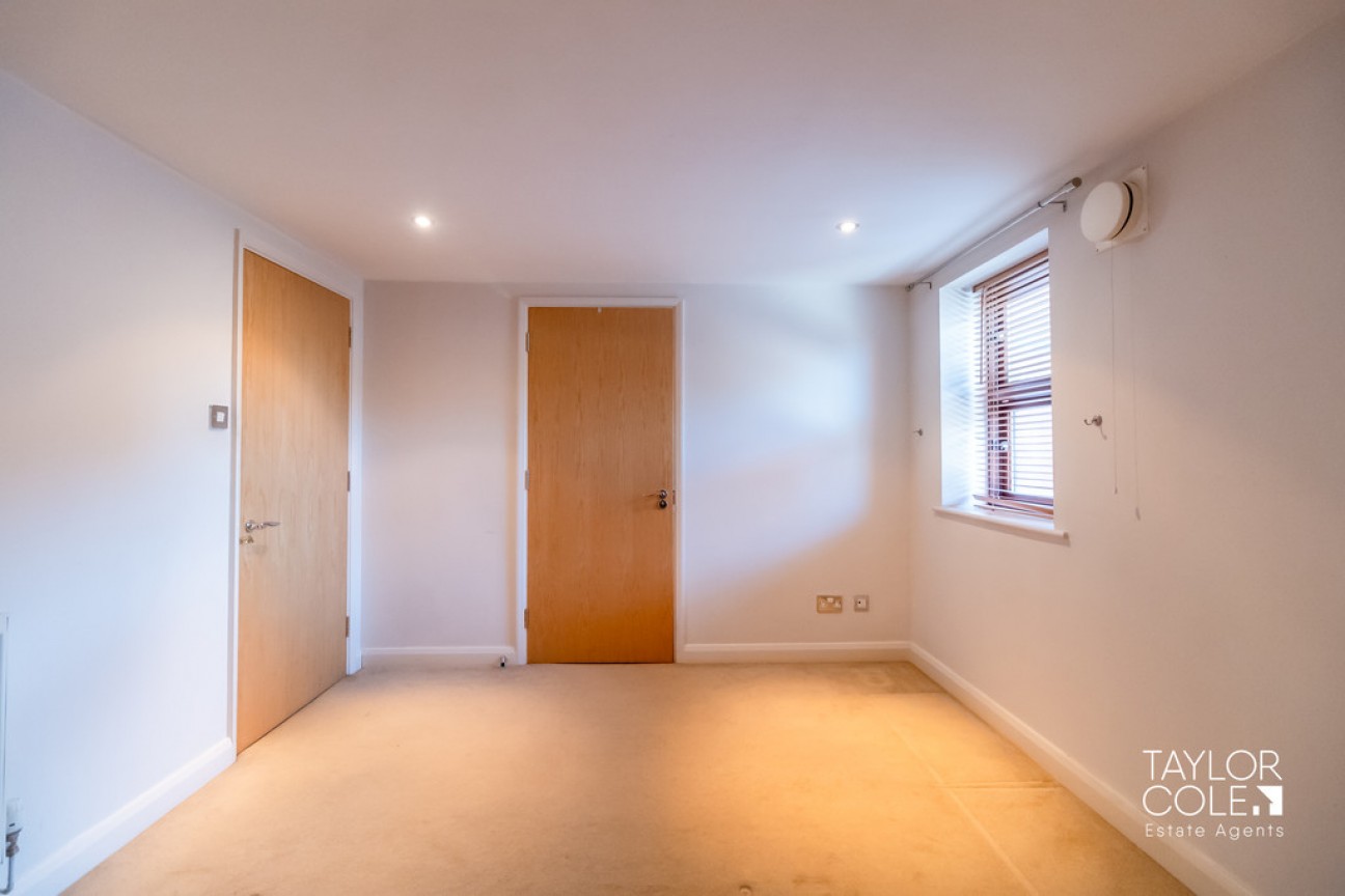 Albert Road, Tamworth