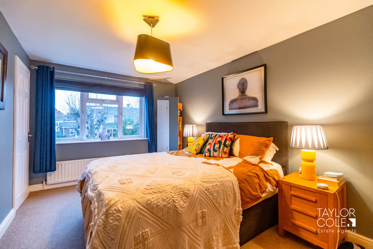 Browns Lane, Tamworth