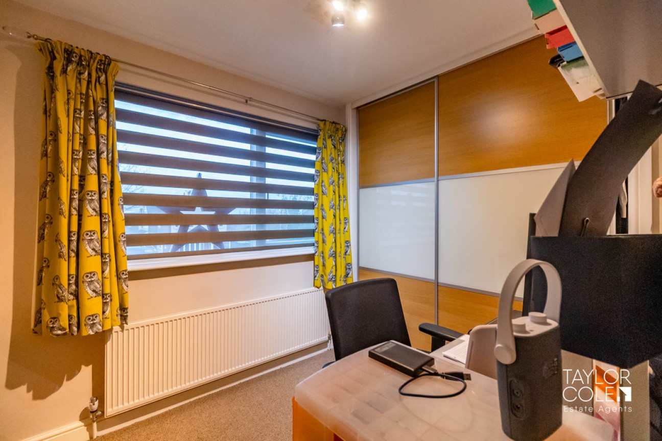 Browns Lane, Tamworth