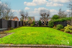 Browns Lane, Tamworth