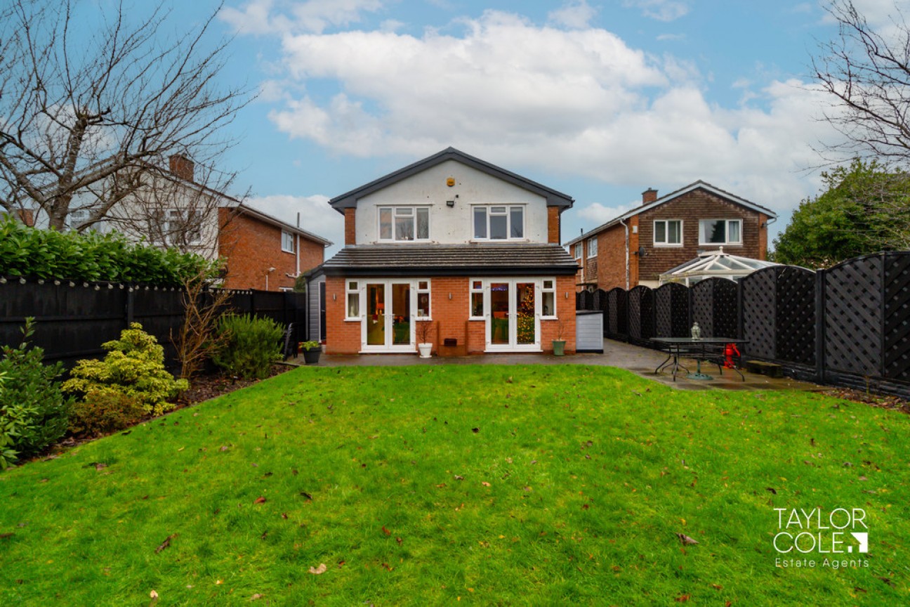 Browns Lane, Tamworth