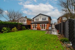 Browns Lane, Tamworth