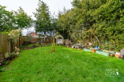 Drayton Bassett, Tamworth