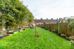 Drayton Bassett, Tamworth