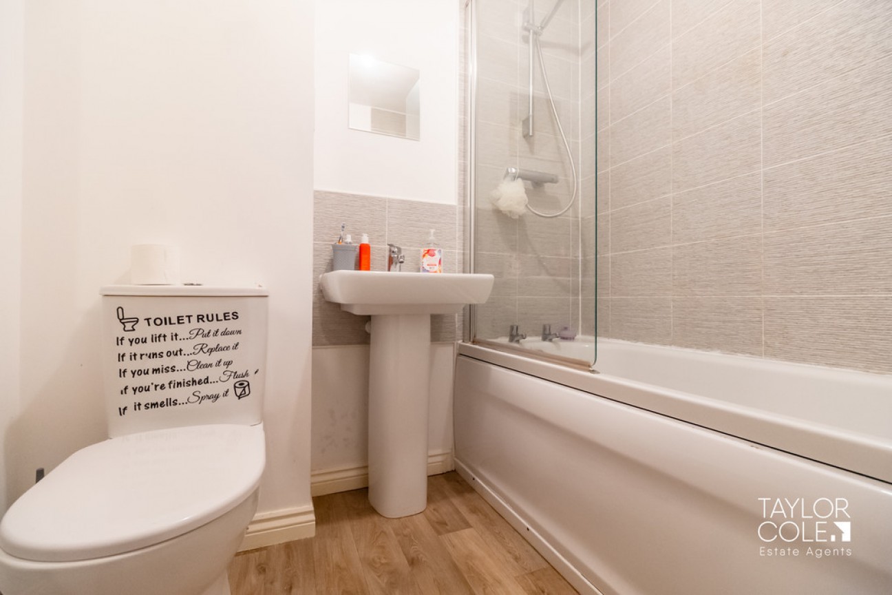 Memorial Drive, Tamworth